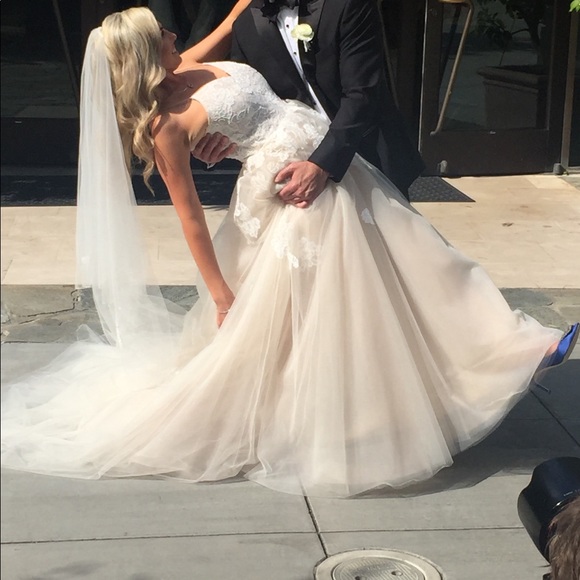 Meet your Posher, Katelan - Picture 1 of 1